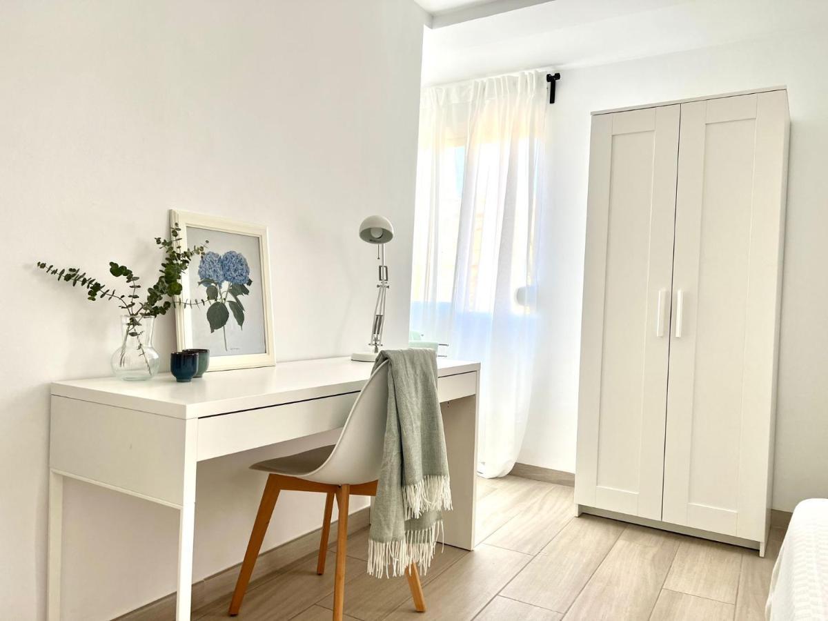 Ferienwohnung Acogedor Apartamento Cerca De La Playa Valencia Exterior foto